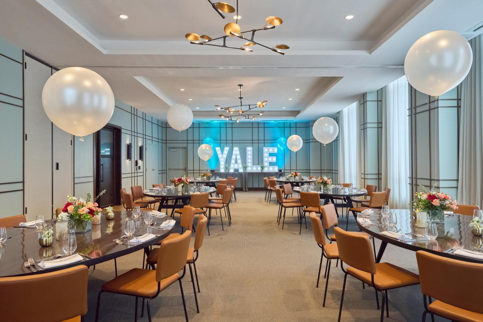 The Blake Hotel New Haven Extérieur photo